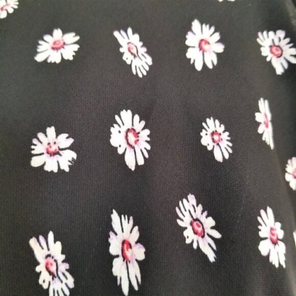 4/$25 Forever 21 Fit Flare Skater Daisy Skirt - Picture 3 of 3